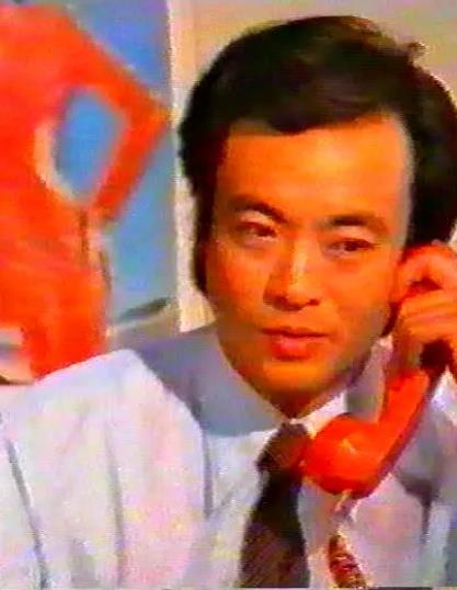 咖啡厅里的私情封面图